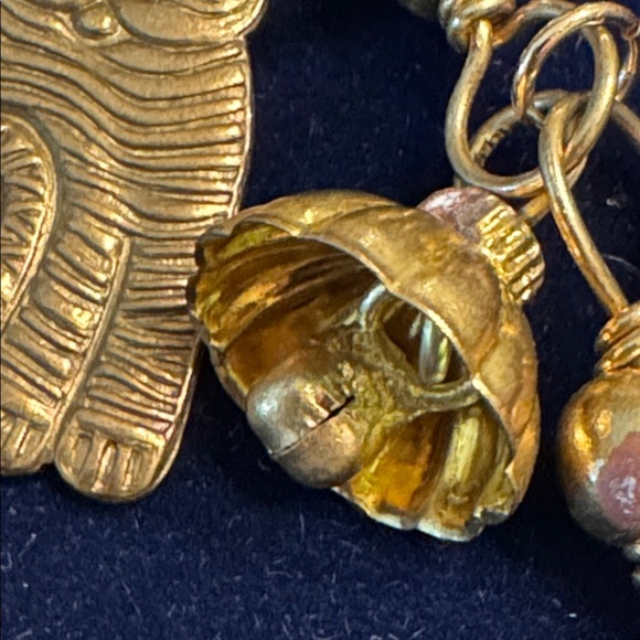 CATS brass ,clear &  green beads BELLS Necklace 🐈‍⬛ - Picture 6 of 6